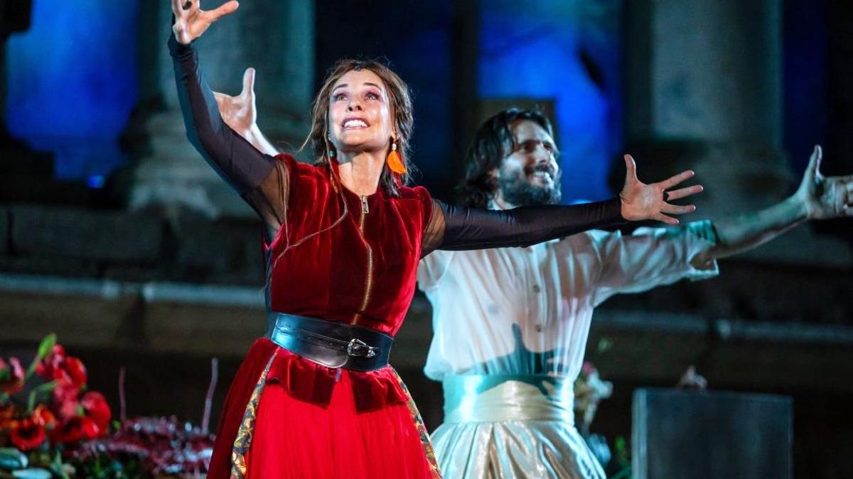 Una escena de 'Salomé', que se representa en el teatro romano de Mérida.