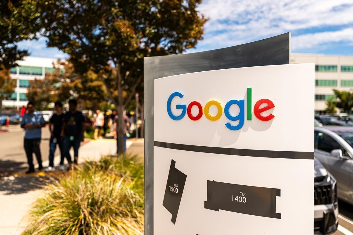 Signage outside the Google headquarters in Mountain View, California, US, on Tuesday, July 21, 2026. Alphabet Inc. is scheduled to release earnings figures on July 22. Photographer: David Paul Morris/Bloomberg