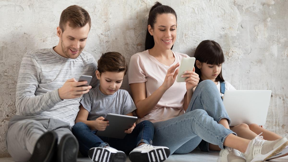 Adicción a las pantallas: ¿Cuándo el uso intenso se convierte en un problema?