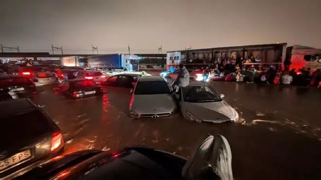 Caos y devastación absoluta en Valencia