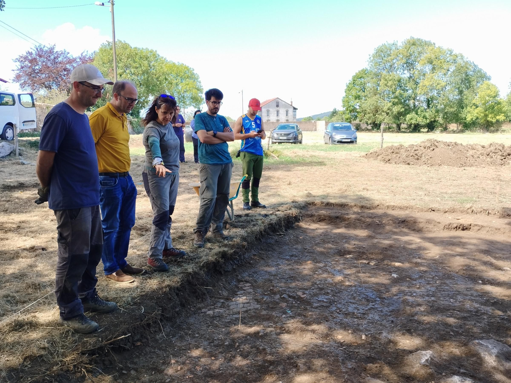 Así ha sido la primera jornada de excavación en Lucus Asturum este 2023