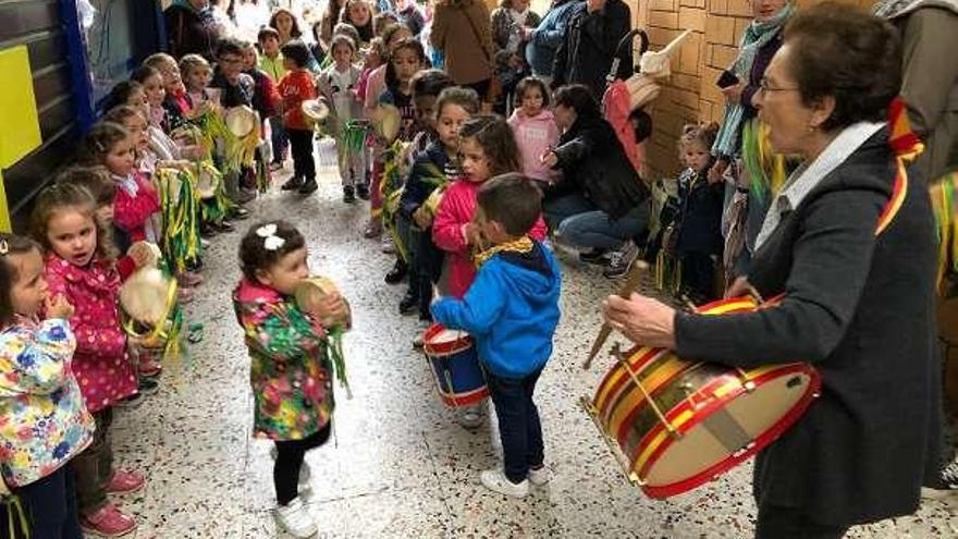 Las mejores orquestas amenizan las fiestas de San Antoniu en Cangas de Onís