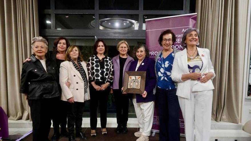 Dones Progressistes premia a la fiscal Peramato y a Dones de l'Horta Sud, por su labor en la dana