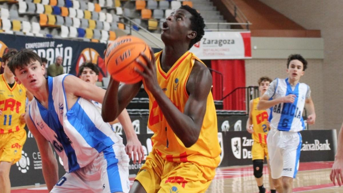 Moussa Doumbia brilló con Catalunya en las finales autonómicas en categoría infantil