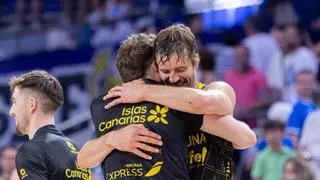 El CB Canarias da una exhibición en el Movistar Arena, tumba al Real Madrid y se planta en semifinales (95-107)