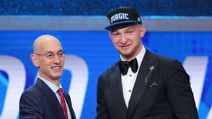 Sabonis, durante el draft de la NBA en Nueva York.