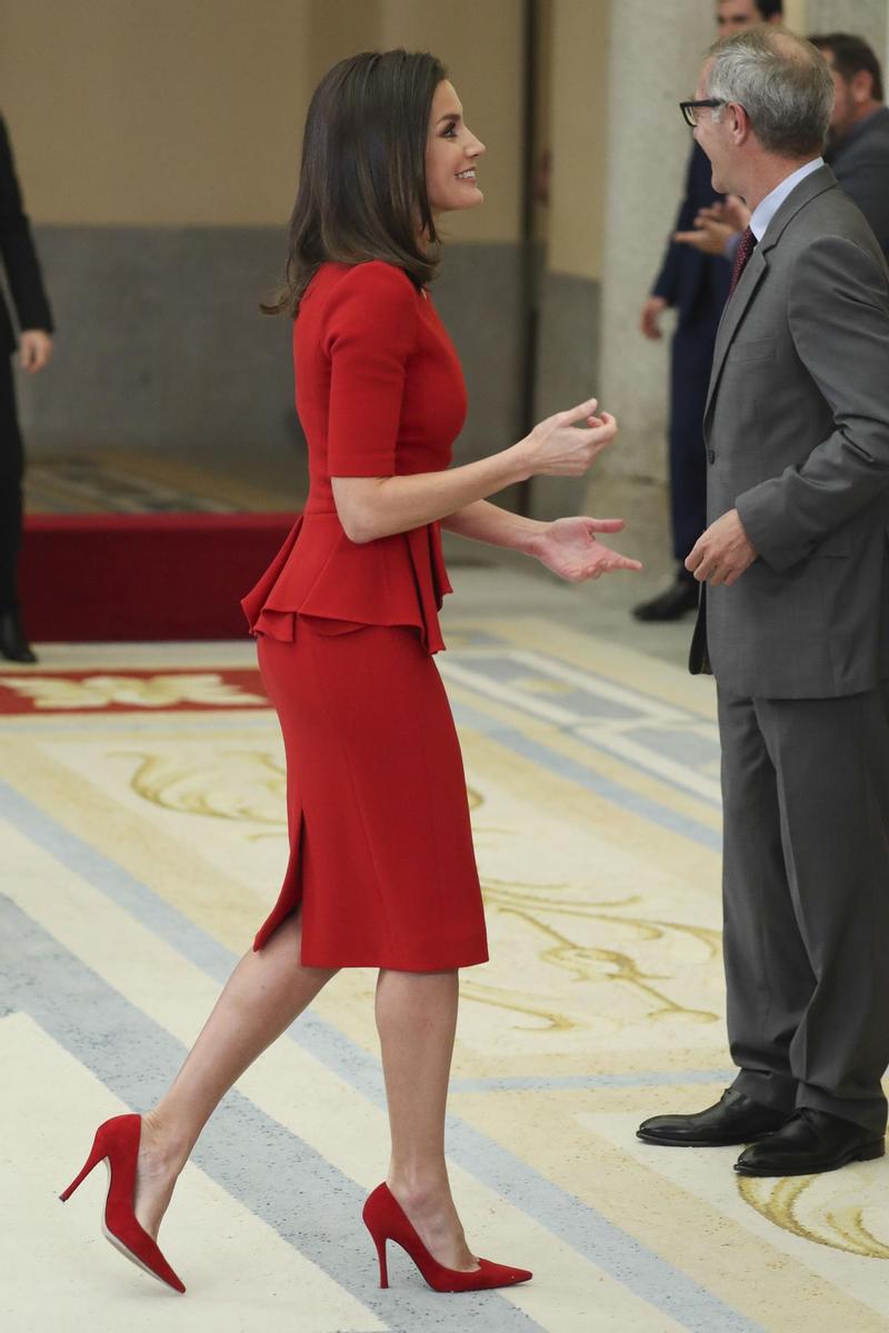 Los vestidos rojos de la reina Letizia, el color que mejor le sienta