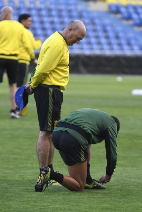 DEPORTES 05-03-19  LAS PALMAS DE GRAN CANARIA.  Primer entrenamiento de Pepe Mel. FOTOS: JUAN CASTRO