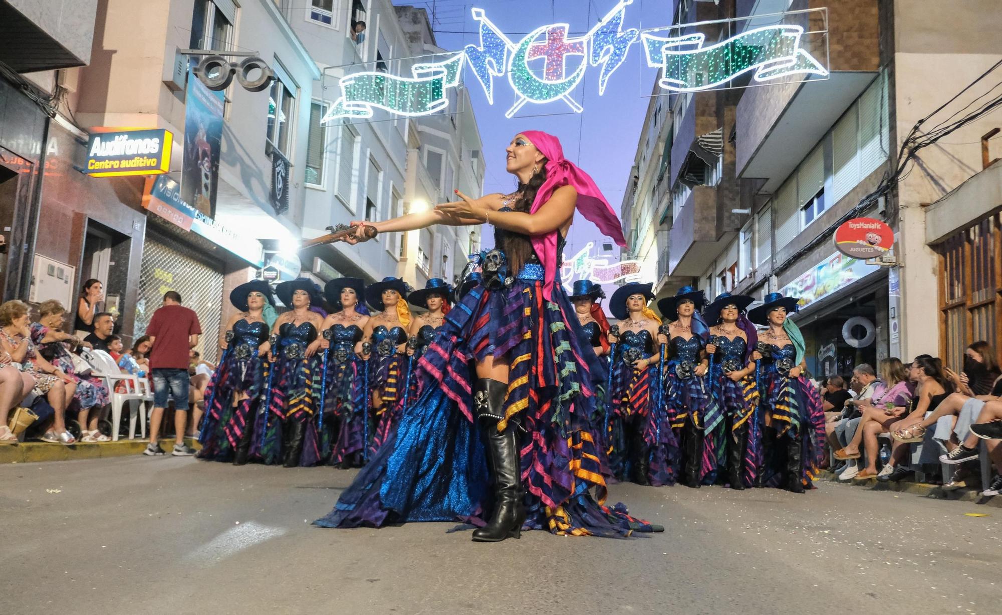 La Entrada Mora de las fiestas de Novelda, en imágenes