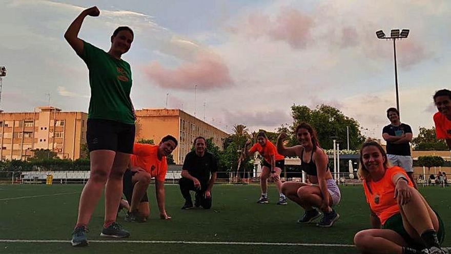 Las jugadoras del Rugby Club Valencia, en la vuelta a los entrenamientos