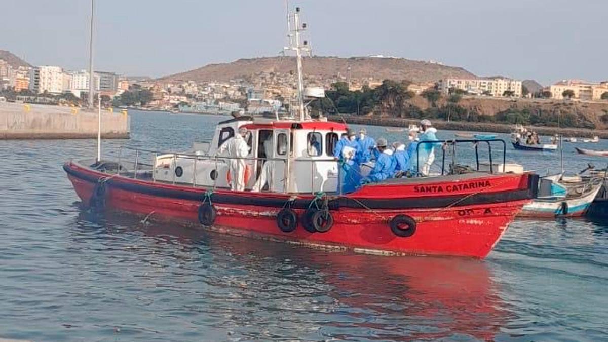 Evacuados del crucero tres pacientes sospechados de tener hantavirus