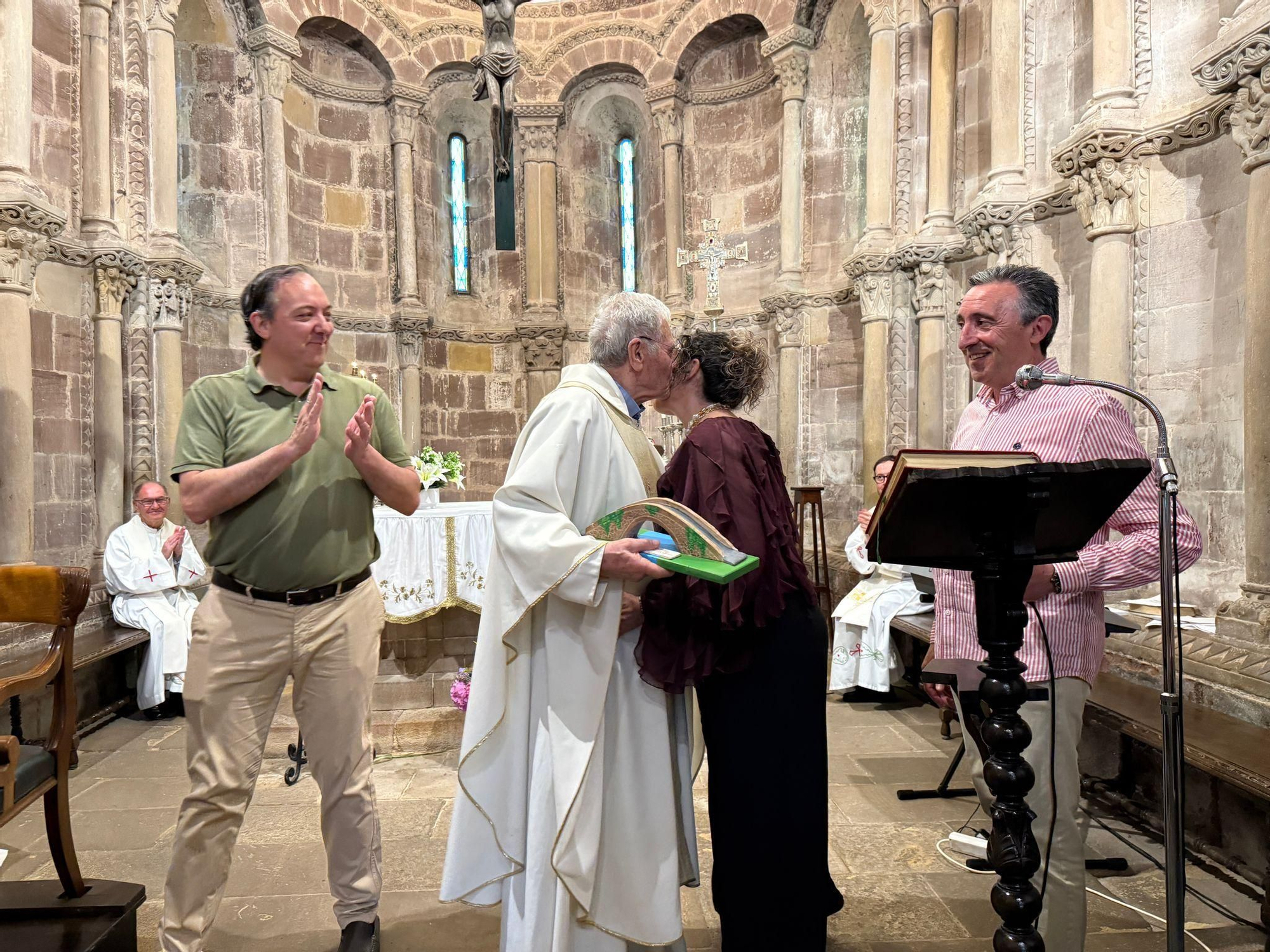 Así ha sido el cierre de las fiestas de San Juan de Amandi, con la entrega del Puente de Honor incluída