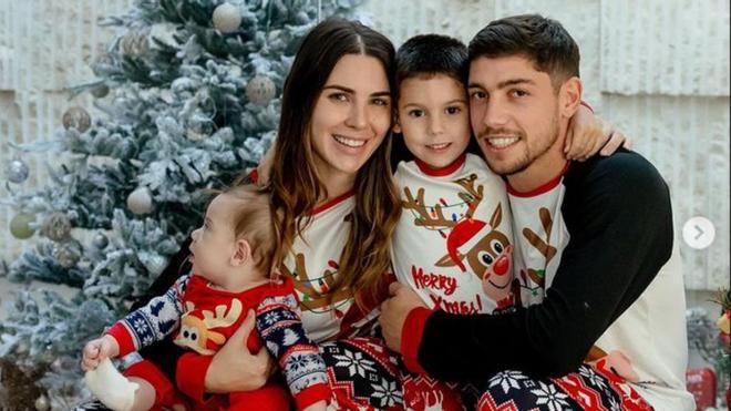 Fede Valverde, con su família en Navidad