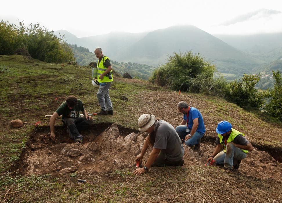 Excavación en el castro de Boinas