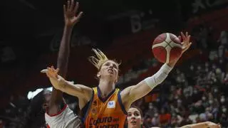 El Valencia Basket da descanso a Laura Gil para recuperarla de sus molestias