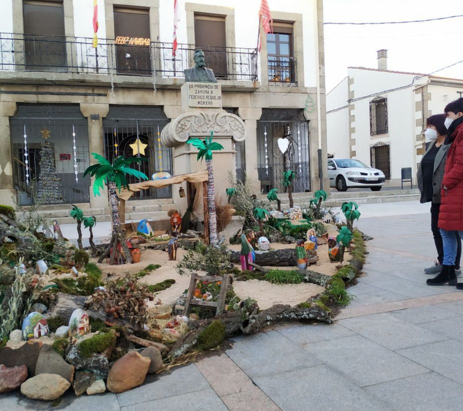 Piedra sayaguesa para el belén de La Mayuela en la plaza de Bermillo