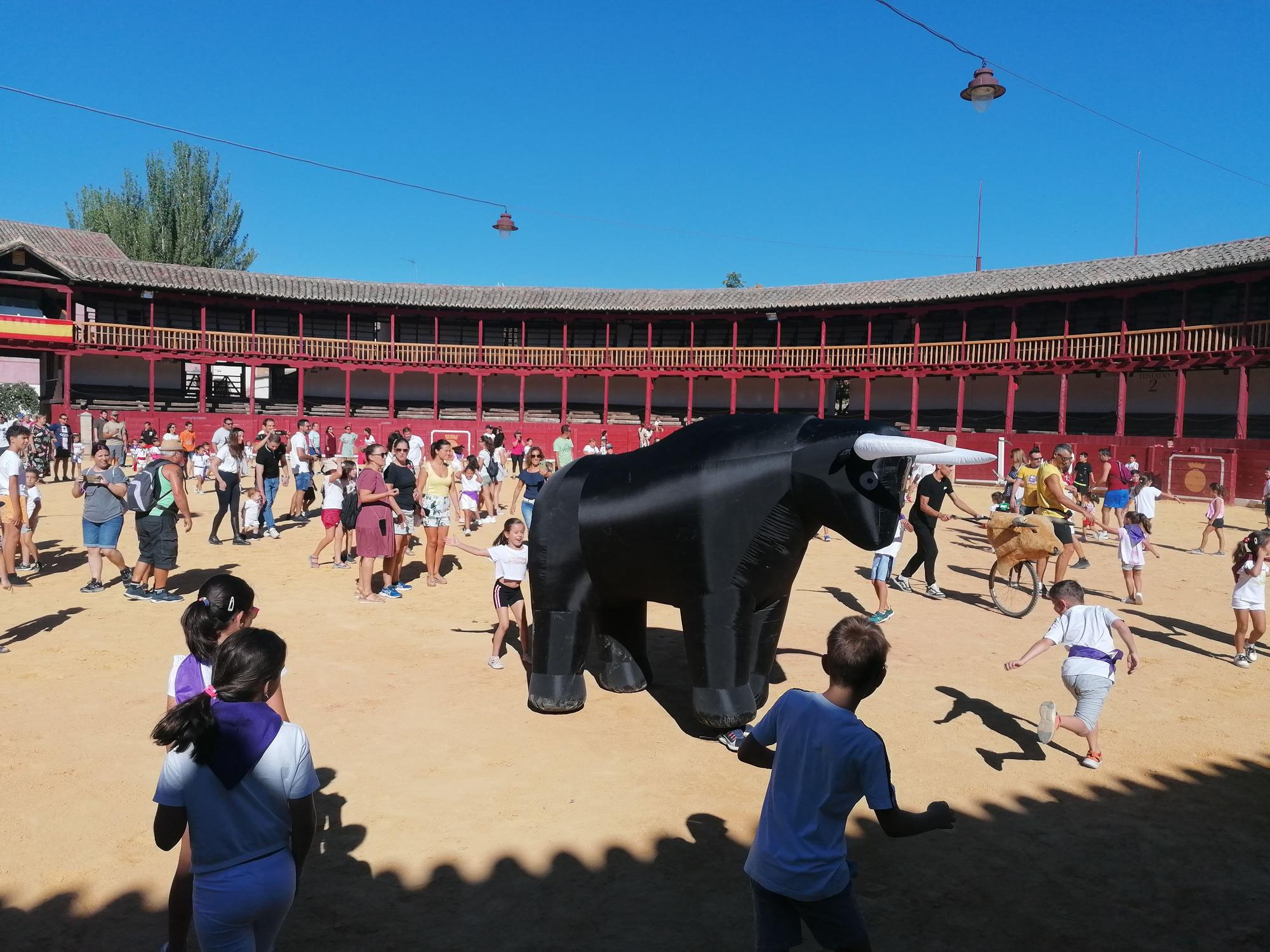 Los niños se suman a la fiesta en Toro