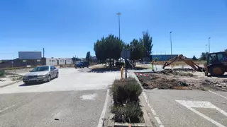 PSOE y UPL cargan contra el Gobierno local de PP-VOX por las obras de las rotondas de Benavente