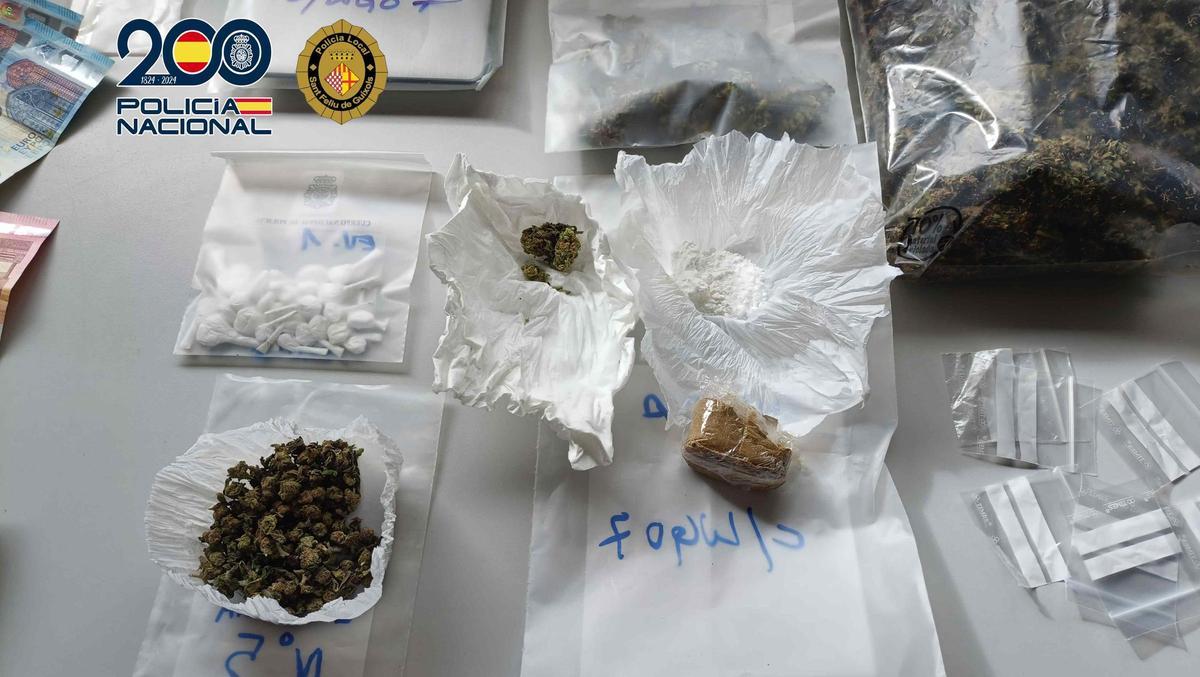 Les imatges del punt de venda de droga a Sant Feliu de Guíxols