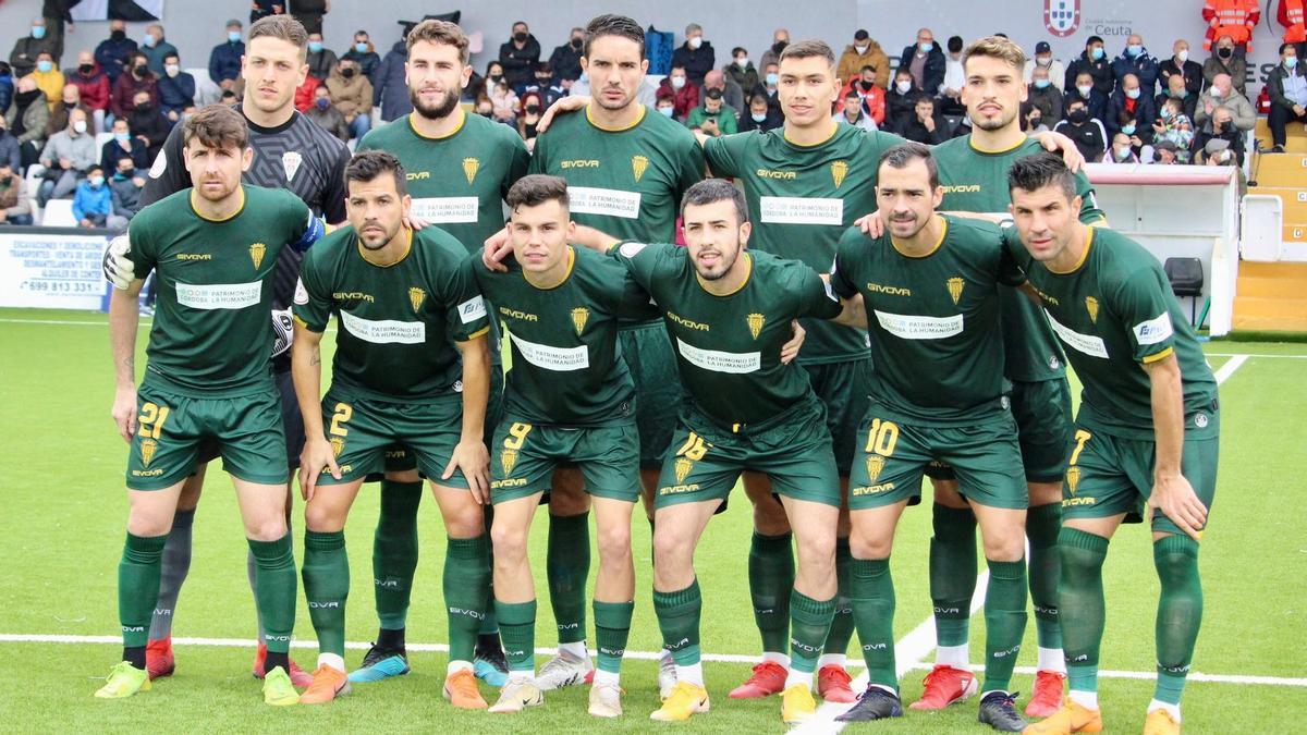 Equipo titular del Córdoba CF en su encuentro en el Alfonso Murube, ante el AD Ceuta.