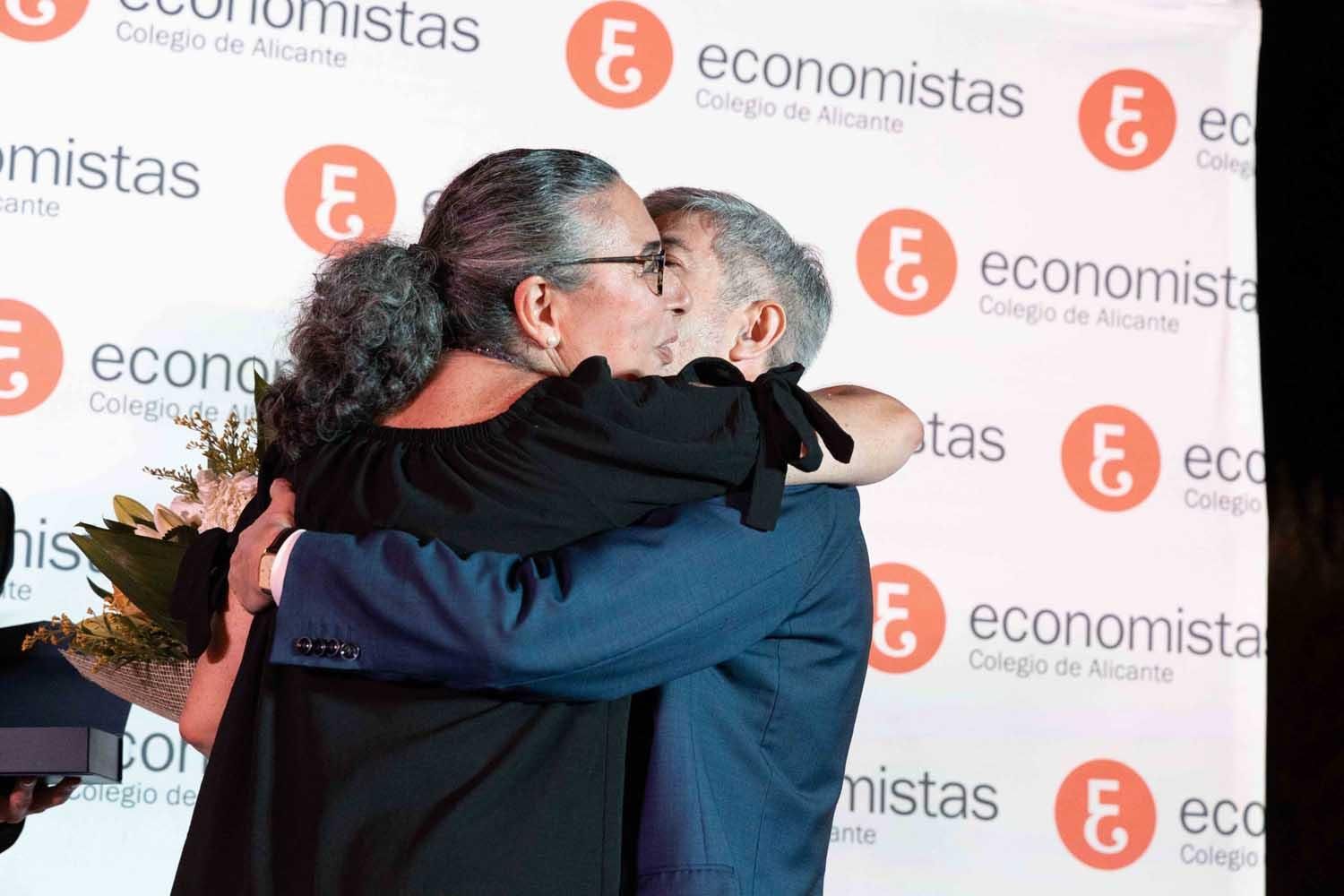 Los Economistas de Alicante celebran su cena anual en honor a su patrón