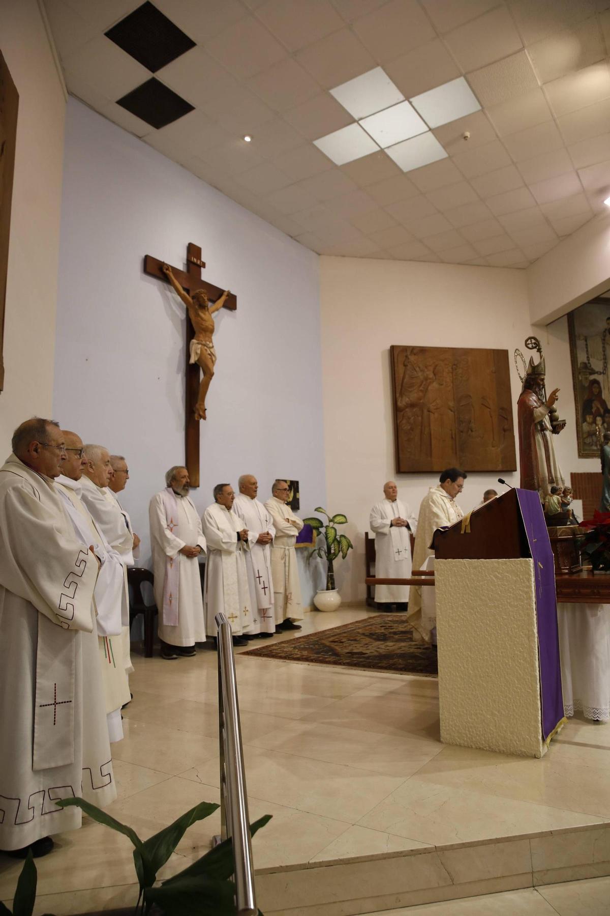 El Coto se echa a la calle para celebrar San Nicolás (en imágenes)