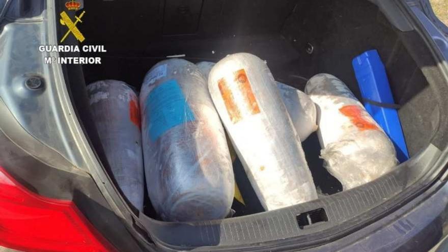 Intervienen 90 kilos de carne kebab en un maletero a las puertas del Arenal Sound