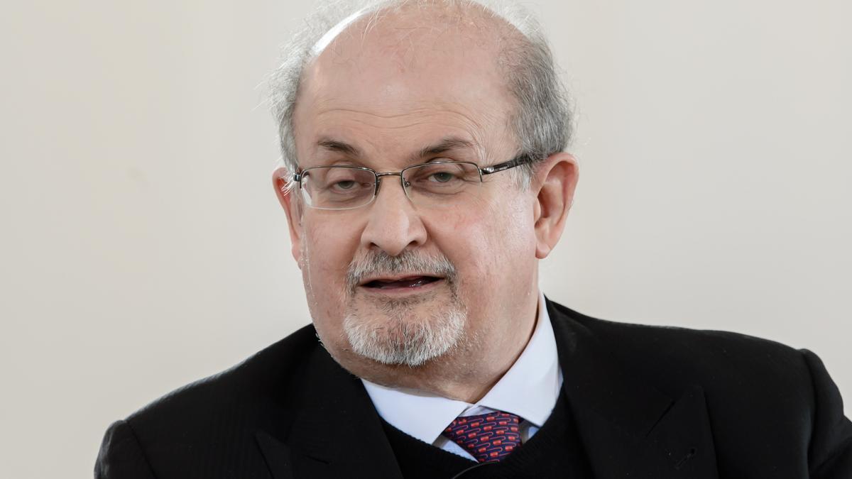 El escritor Salman Rushdie, en una imagen de archivo.