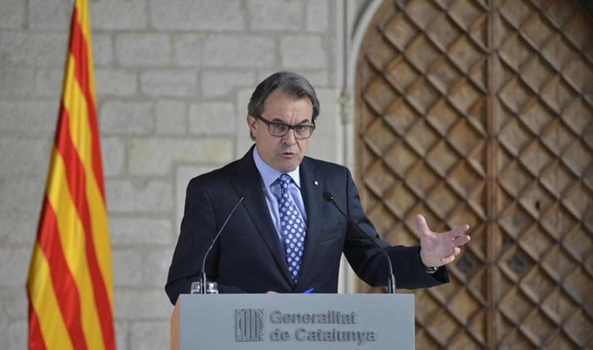 Artur Mas compareix al Palau de la Generalitat després de la seva declaració davant el TSJC. Artur Mas compareix al Palau de la Generalitat després de la seva declaració davant el TSJC.