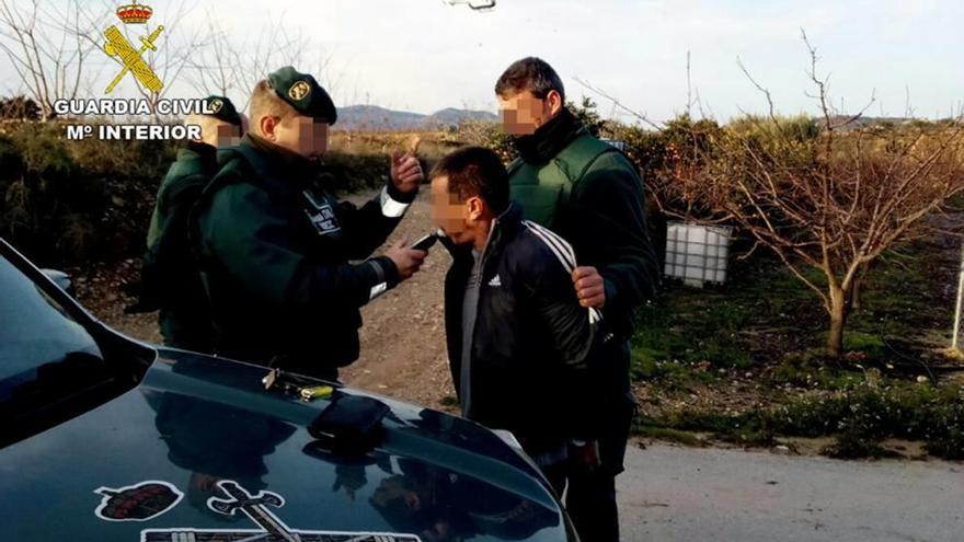 Detenido un prófugo portugués tras una persecución por Pliego