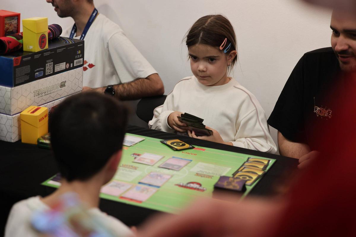 Coleccionismo: todas las imágenes del Ibiza Card Show 2025