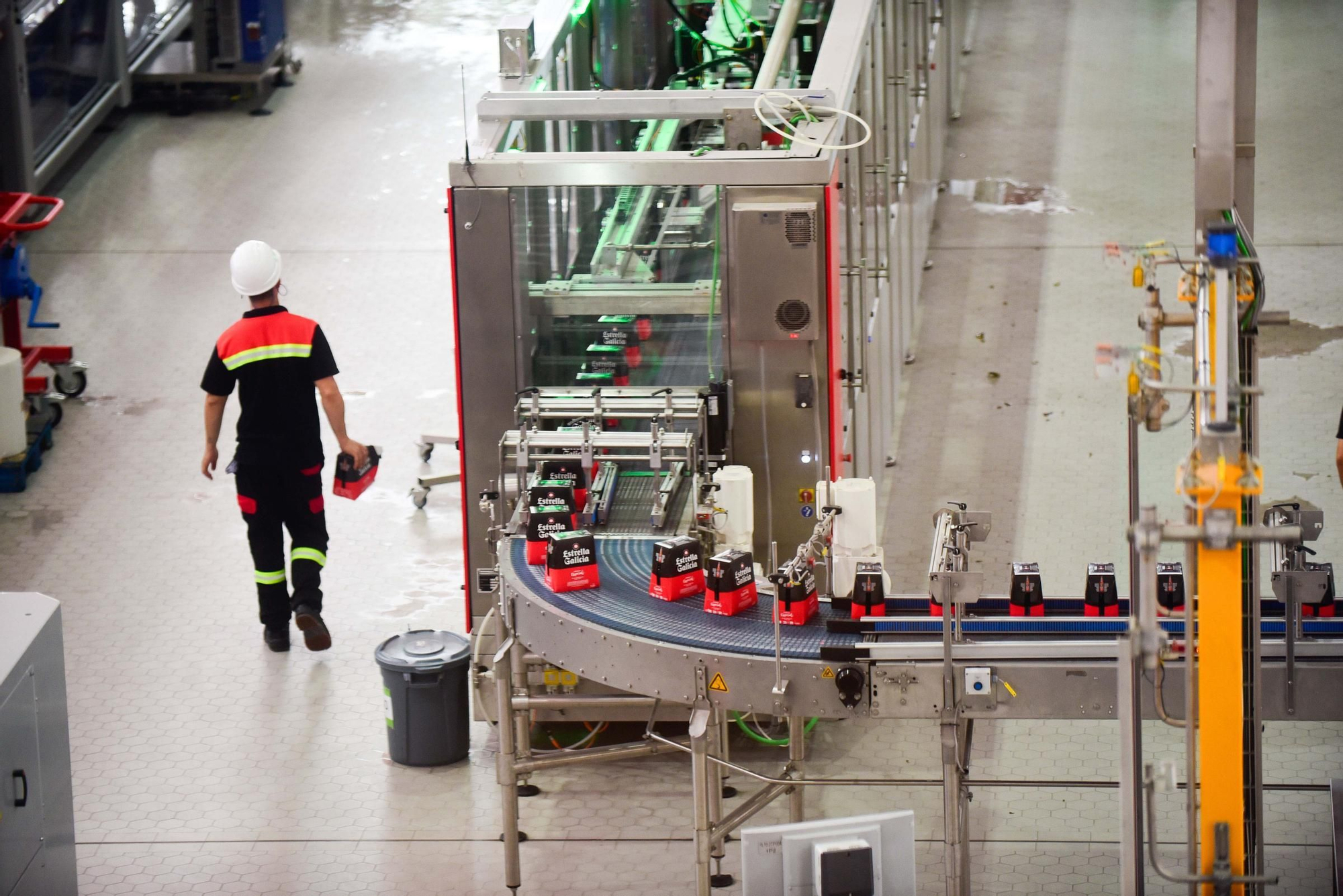 Estrella Galicia estrena 'cocina': visita a las instalaciones de la nueva fábrica en Morás