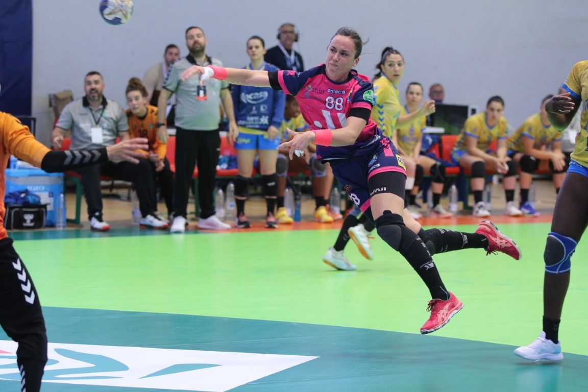 Primer partido de la final de la EHF European Cup entre el Rocasa y el Balonmano Costa del Sol