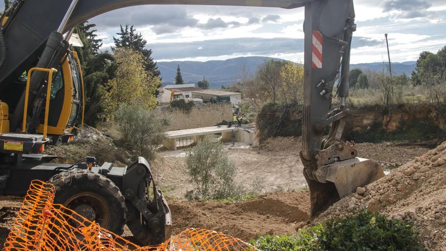 El Consell empieza a reparar en Muro los caminos dañados por la borrasca Gloria hace dos años