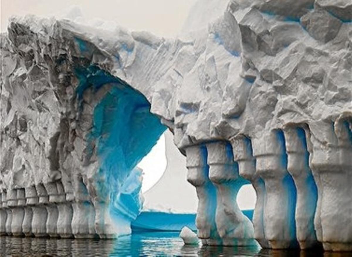 Las caprichosas formas de los icebergs
