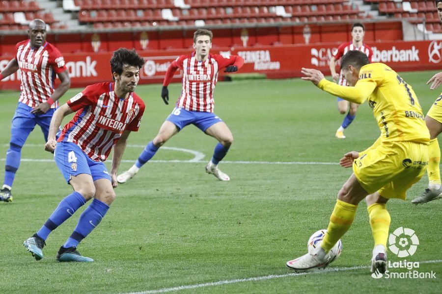 Partido de la Liga Smartbank entre el Sporting y el Málaga CF