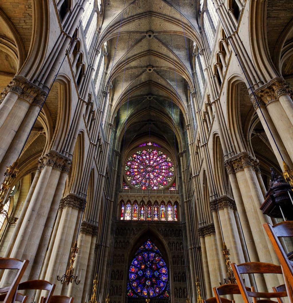 Interior catedral de reims