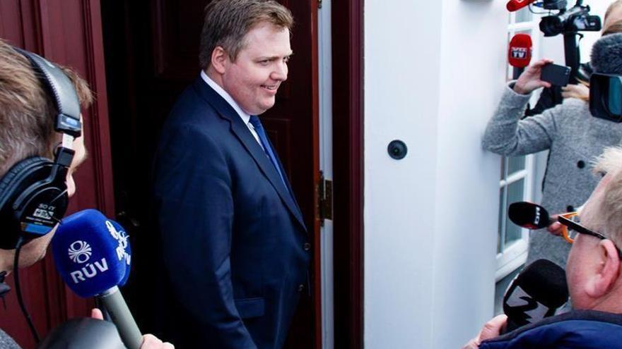 Dimite el primer ministro islandés por su vinculación con los &quot;papeles de Panamá&quot;