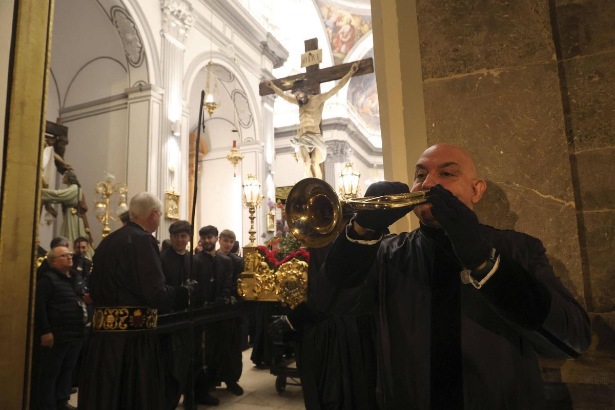 Tradicional sonido del clarín.