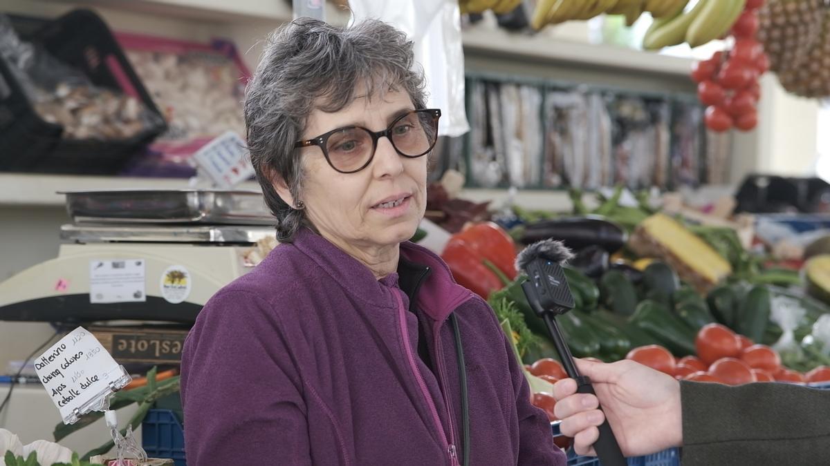 Pepita Ramis, frutera Mercat Vell