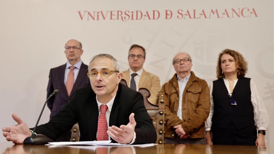 Ricardo Rivero presenta su dimisión como rector de la Universidad de Salamanca