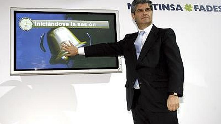Fotografía de archivo, tomada el 17 de diciembre de 2007, del presidente de la inmobiliaria Martinsa -Fadesa, Fernando Martín Álvarez durante la apertura de honor en el mercado con el toque de campana virtual.