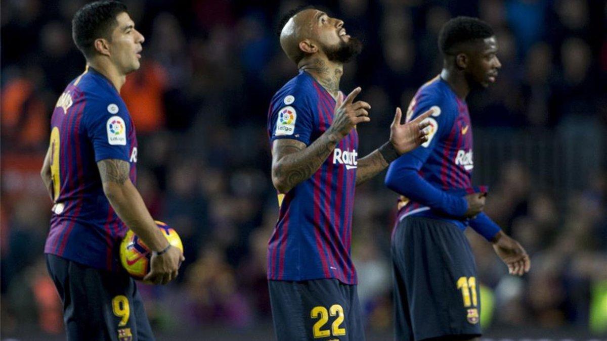 Arturo Vidal y Dembélé están 'on fire' entre la afición