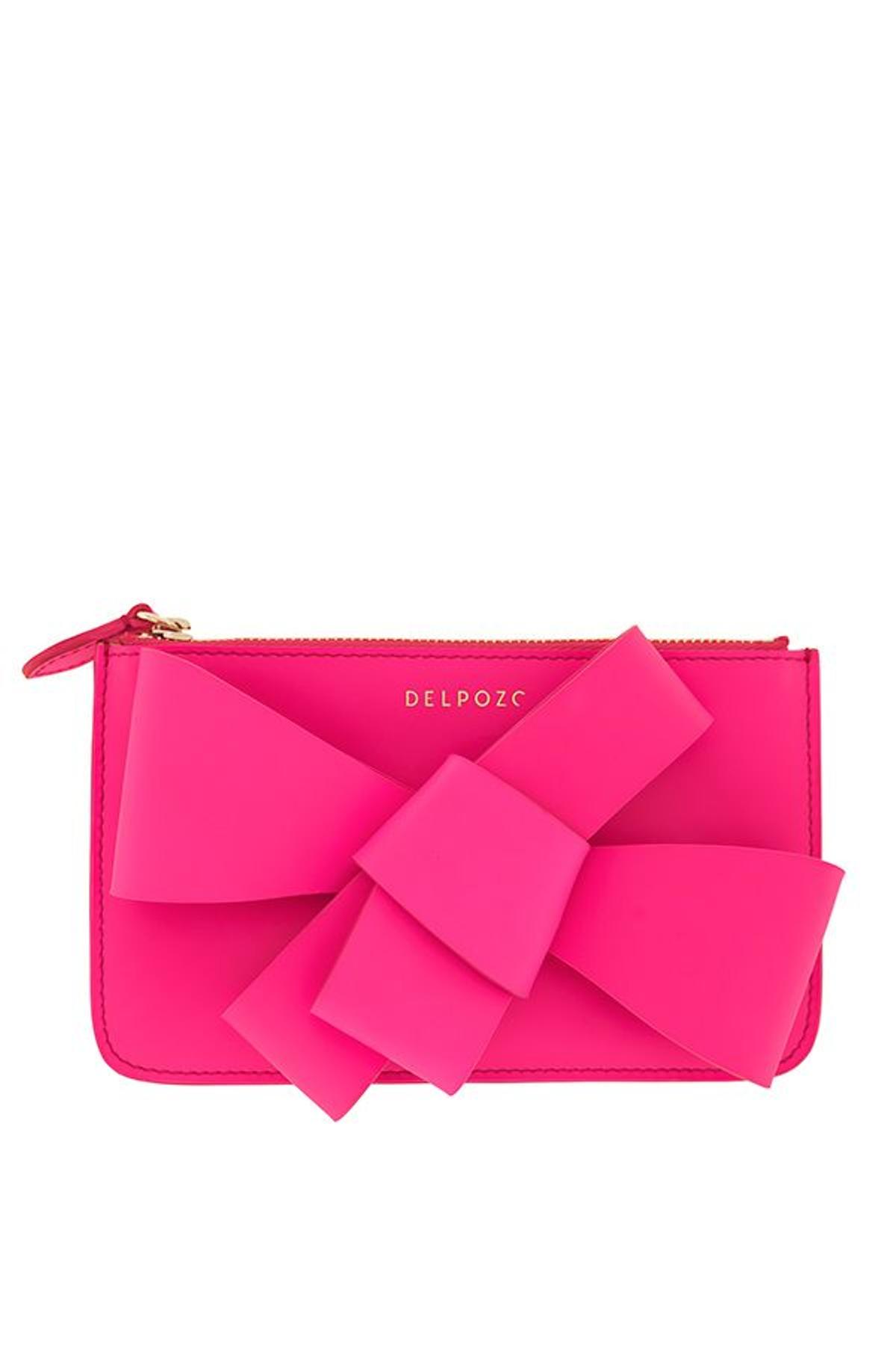 Clutch de Delpozo shockingpink, de la colección cápsula de Delpozo para Stylebop.com