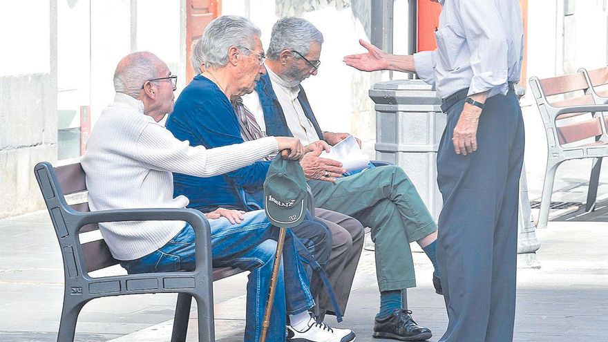 Canarias registra la pensión más alta de su historia pero la más alejada de la media de España
