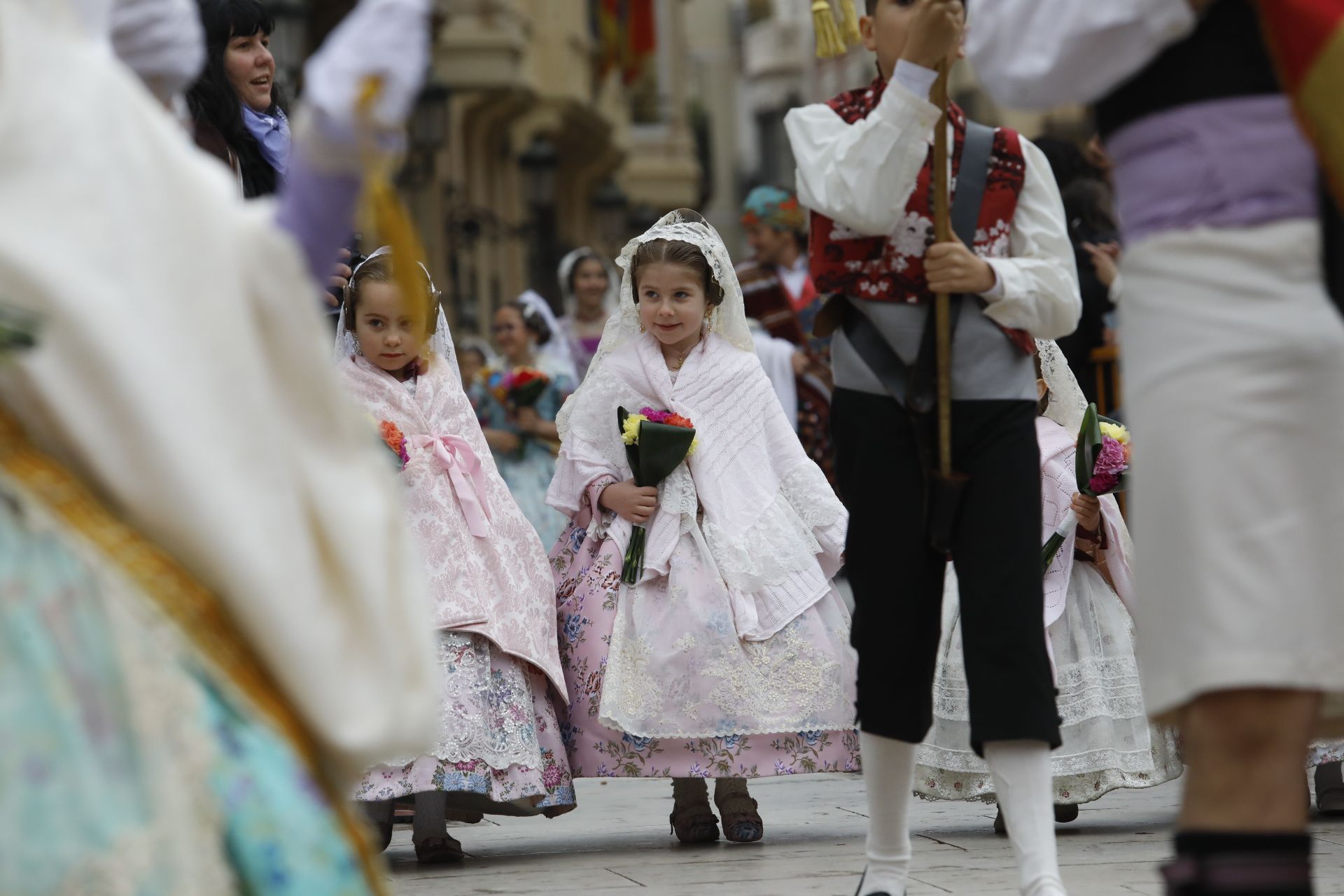 Búscate en el primer día de Ofrenda por la calle Quart (entre las 115.30 y las 17.00 horas)