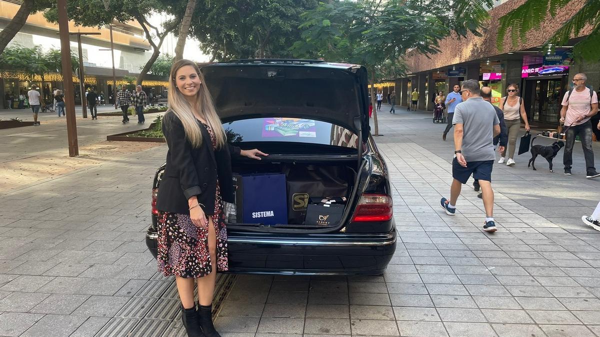 Compras de la ganadora de la Tarjeta Regalo por valor de 6.000 euros de la Zona Comercial Mesa y López