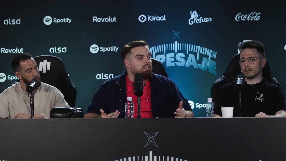 Sandor Martin, Ibai Llanos y Reventxz, durante el pesaje de 'La Velada del Año 3'.