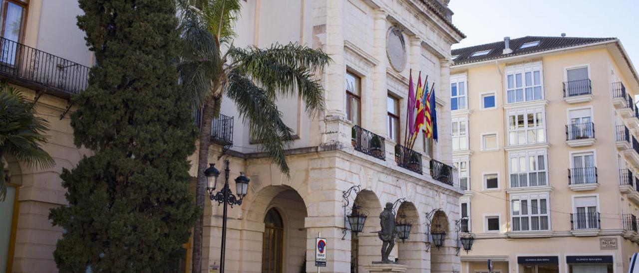 Fachada del ayuntamiento de Gandia.