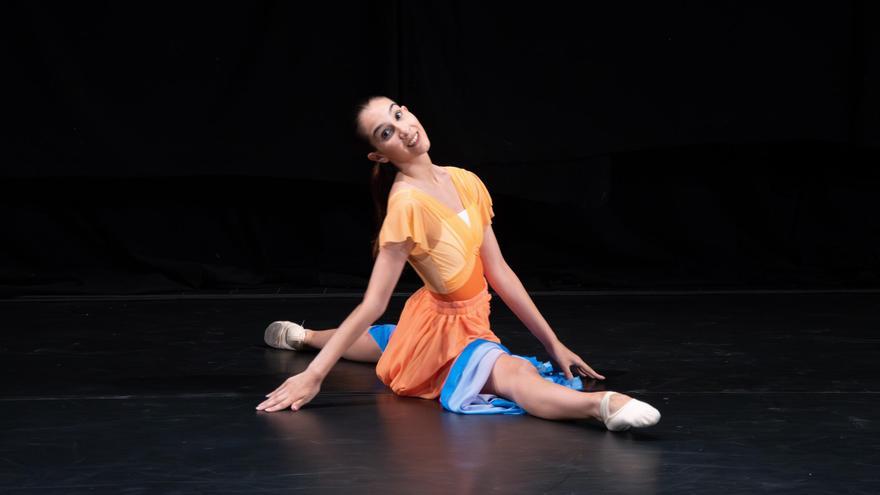 Antía Queiruga, da Escola de Danza Oitos de Noia, conquista Noruega inspirándose na viaxe de Pietro Querini